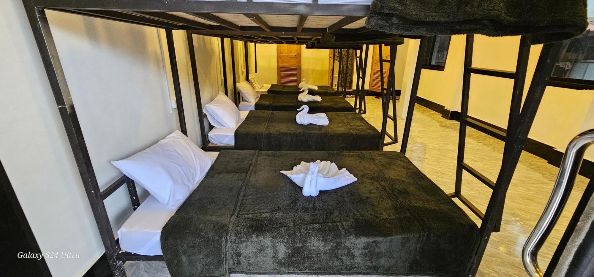 Inn Riverside Hostel Pb Pakbeng Ngoại thất bức ảnh