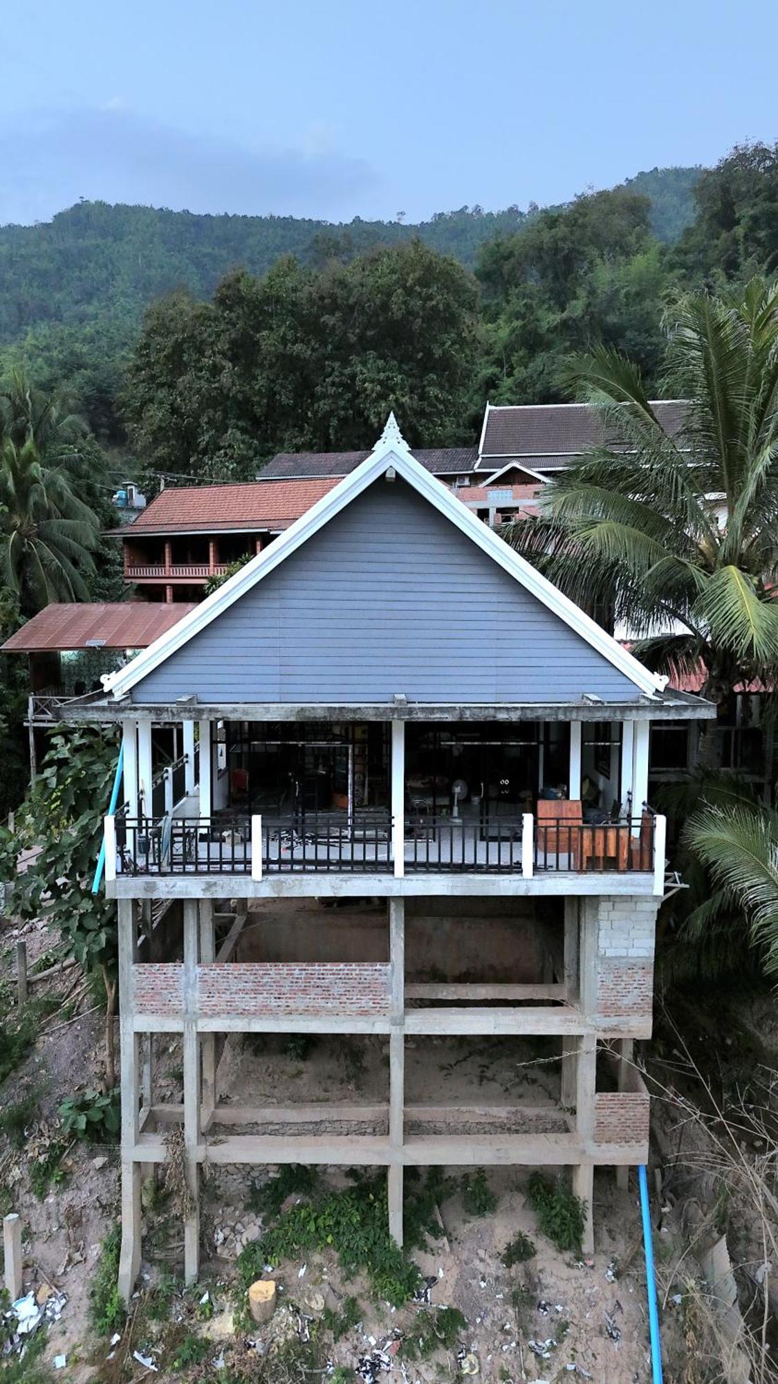 Inn Riverside Hostel Pb Pakbeng Ngoại thất bức ảnh
